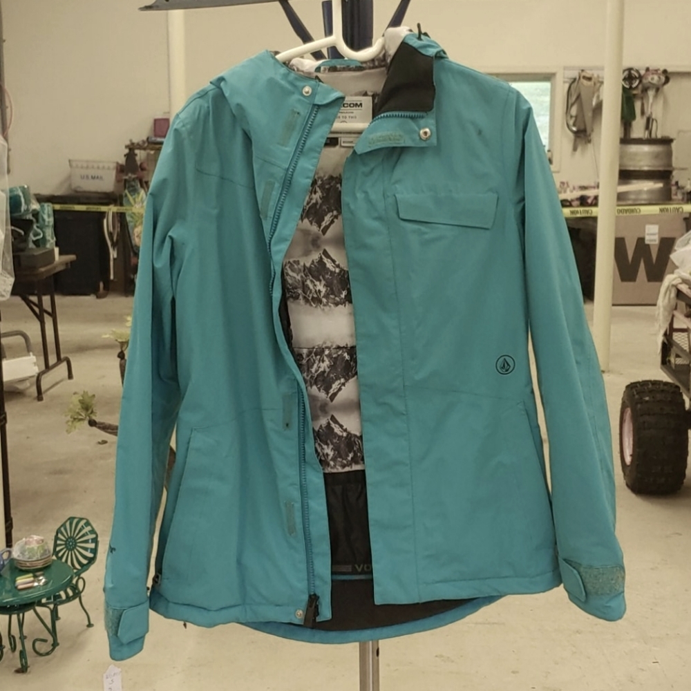 Volcom women's snowboarding coat